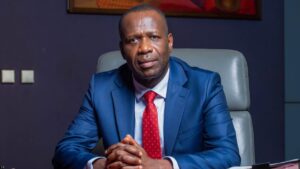 Le-gouverneur-de-la-Beac-Yvon-Sani-Bangui