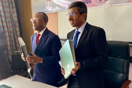 3107-21078-bauxite-de-minip-martap-l-australien-canyon-resouces-obtient-une-convention-miniere-apres-3-ans-de-procedure_L