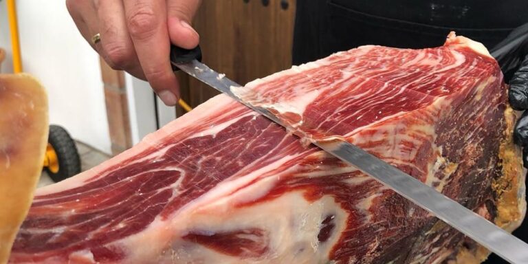 51217631_1360861234055541_2941453032779420735_n_opt