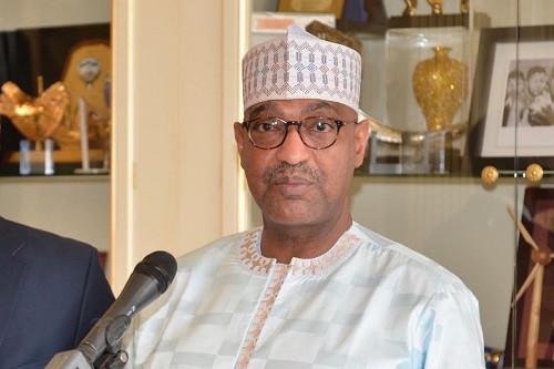 1009-21176-terminal-bois-du-port-de-douala-hamadou-sali-ancien-pdg-de-dit-nomme-pca_L