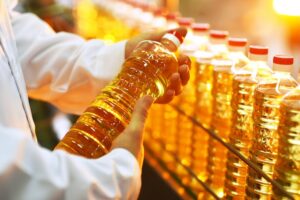 factory-production-sunflower-oil_74906-1271