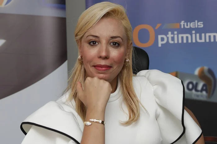 Cyrine-DRAIF-Administratrice-Ola-Energy-Cameroun