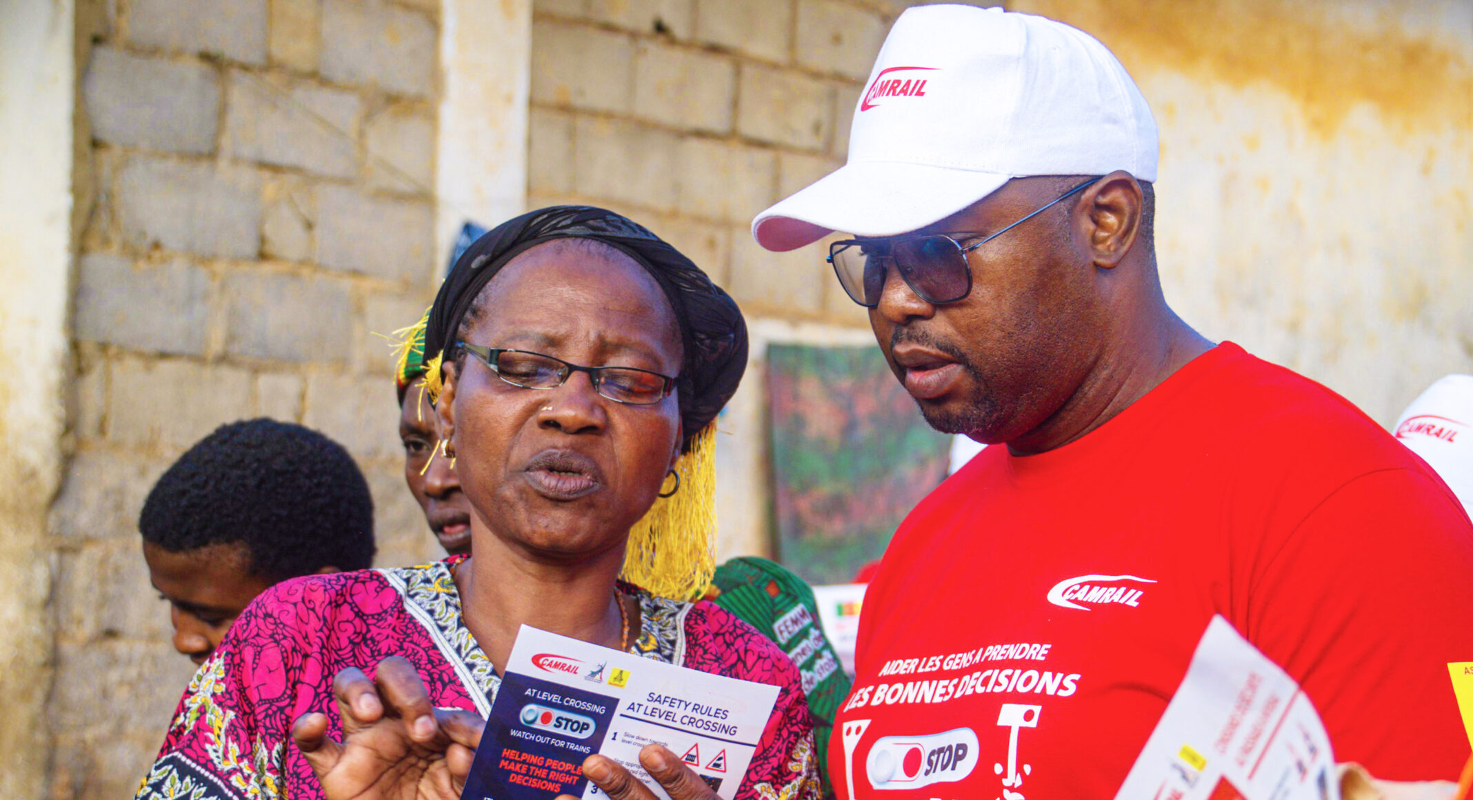 CAMRAIL-sensibilise-les-usagers-sur-les-dangers-lies-au-non-respect-des-regles-de-securite-aux-passages-a-niveau-2136x1160