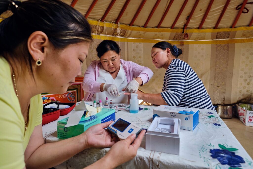 primary-health-care-home-visit-in-mongolia-2048x1365-1