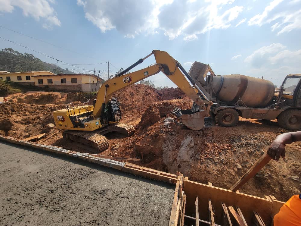 Travaux de la traversee urbaine de la ville de Bamenda