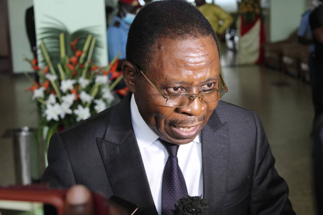 Gaston Eloundou Essomba, Ministre de leau et de lenergie