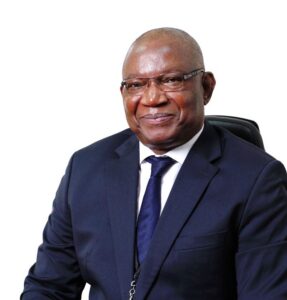 Léandre DJUMMO, Directeur Général de Commercial Bank Cameroon