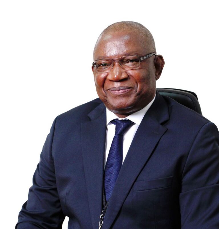 Léandre DJUMMO, Directeur Général de Commercial Bank Cameroon