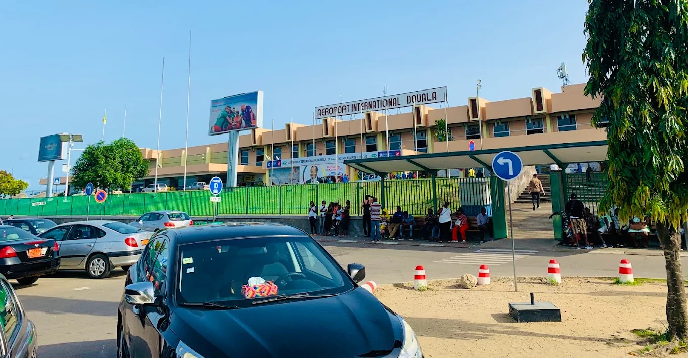 Aeroport de Douala 4