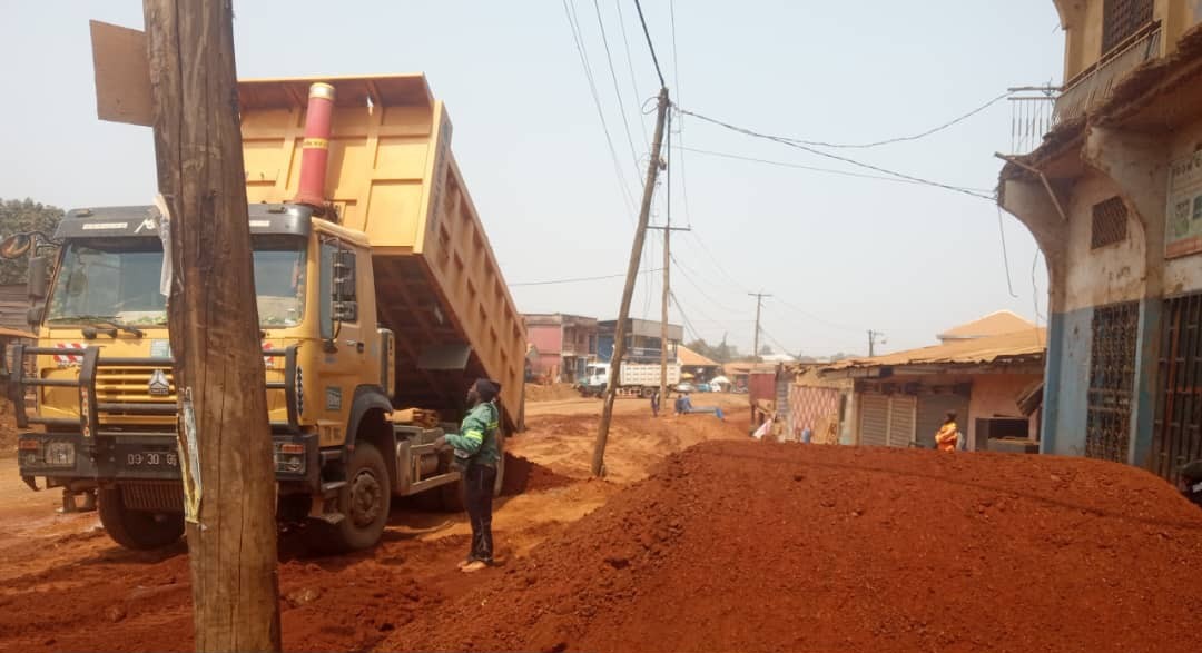 Chantier de la traversee urbaine de Bamenda