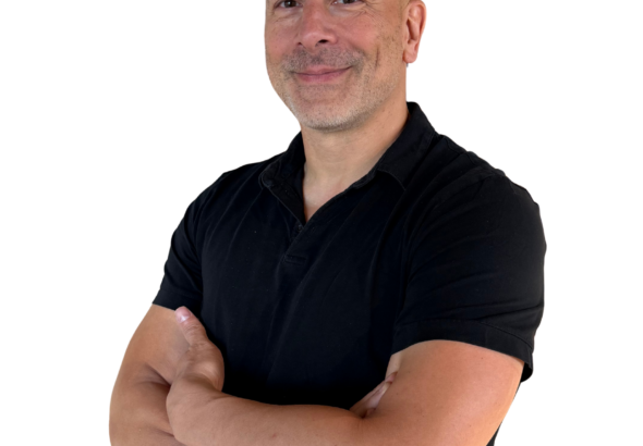 Darren-Makarem-CFO-Photo