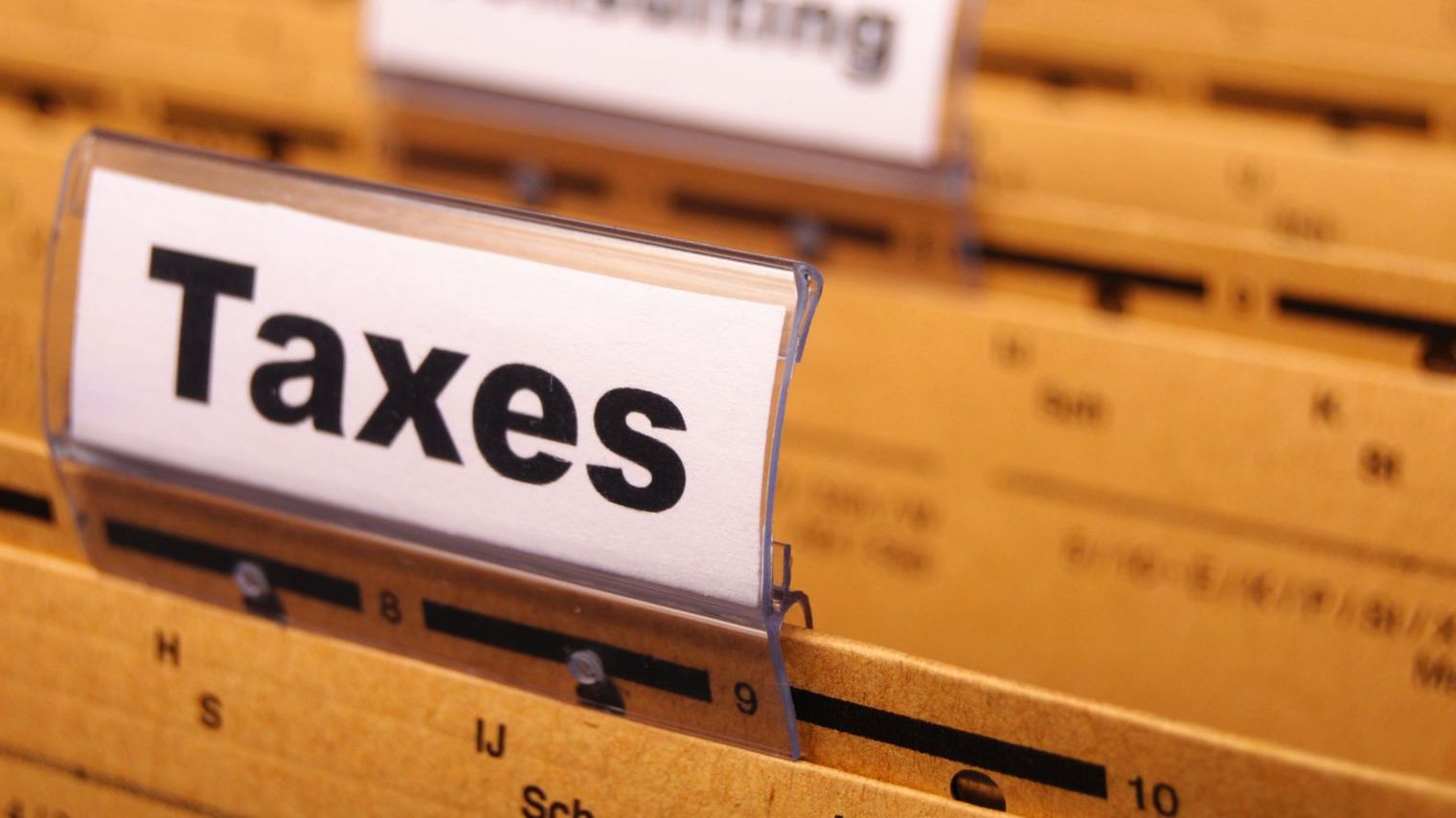 Taxes et impots