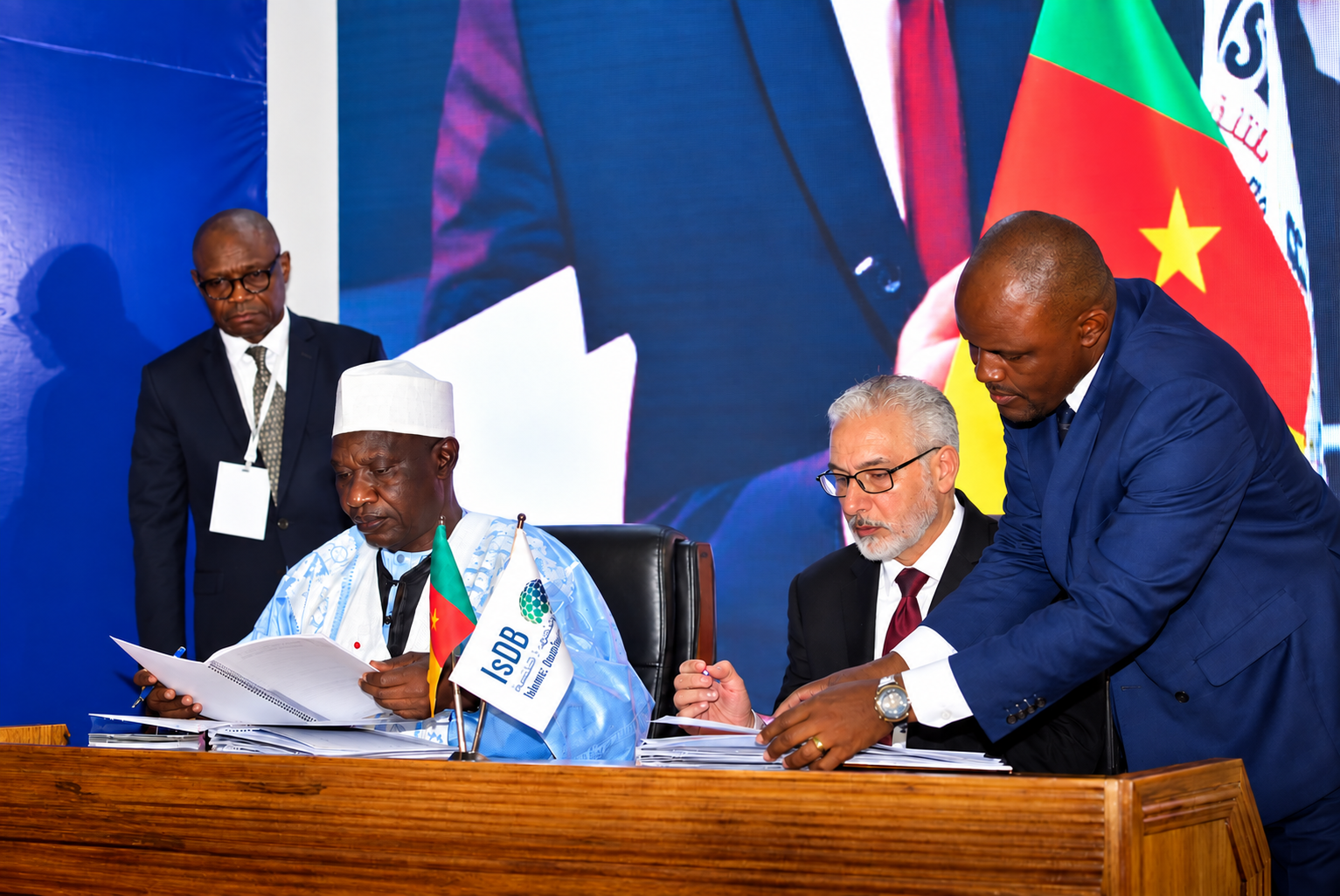 La Banque islamique de développement prépare un nouveau cycle de coopération avec le Cameroun après 50 ans d’engagements.
