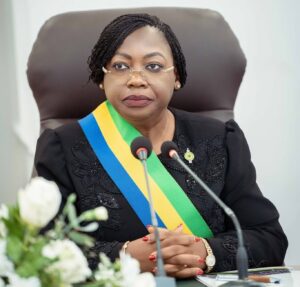 La présidente du Sénat du Gabon, Huguette Yvonne Nyana-Ekoume-Awori Onanga, lors de l'ouverture de la session parlementaire consacrée notamment à l'examen du budget 2027.