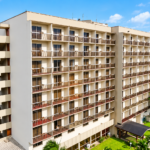 Hôtel Sawa à Douala : la SOHLI engage un investissement de 1,7 milliard de FCFA pour construire un nouveau pôle de restauration et d'événementiel afin de renforcer l'attractivité de son établissement quatre étoiles.
