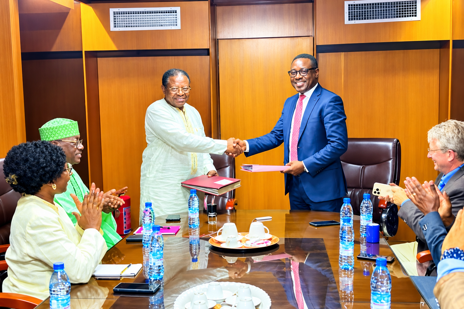 ONCC et Cooko prolongent leur partenariat au Cameroun pour renforcer la traçabilité du cacao et la qualité des fèves.
