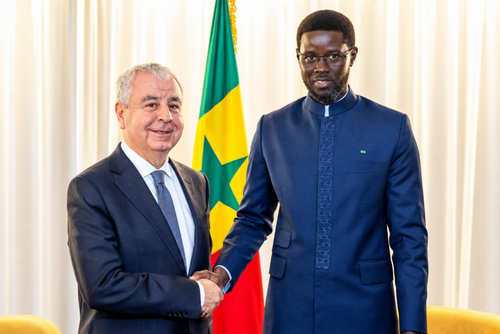 SAR et Yamata signent un accord pour une deuxième raffinerie de pétrole au Sénégal