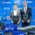 Yadea et Spiro signent un partenariat stratégique à Dubaï pour accélérer le déploiement des motos électriques et des stations d’échange de batteries en Afrique.