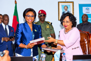 Camtel et le ministère des Enseignements secondaires signent une convention pour accélérer la transformation numérique des établissements scolaires au Cameroun.