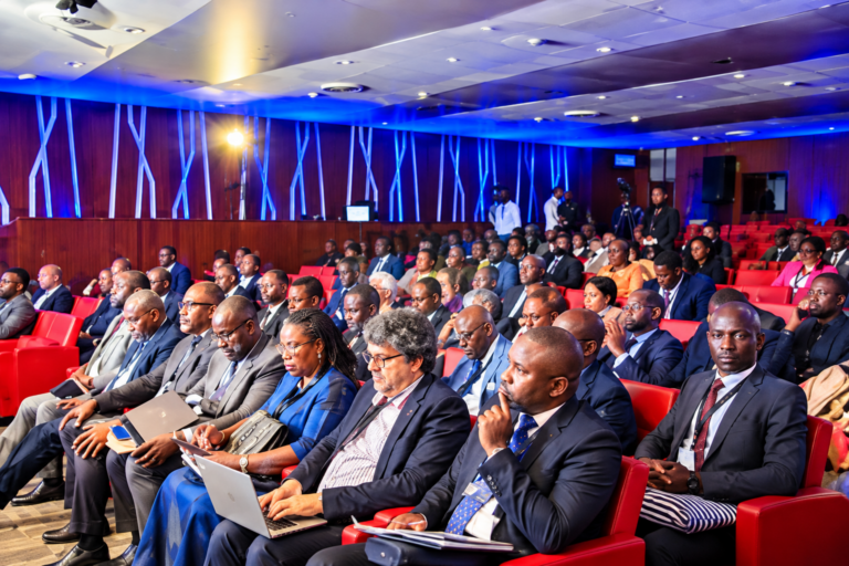 Premier Forum régional de la notation financière organisé par GIC Rating à Douala.