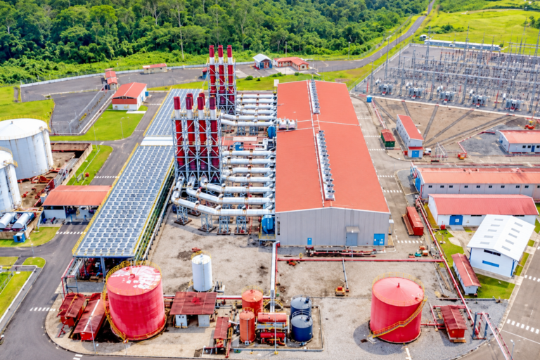 Centrales électriques de Kribi et Dibamba exploitées par Globeleq au Cameroun.