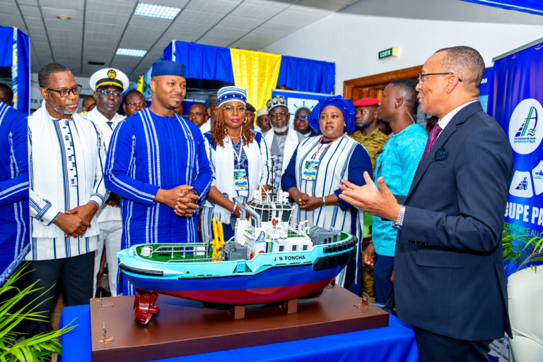 Le Port autonome de Douala renforce sa coopération avec les chargeurs et transporteurs burkinabè lors de TRANSLOG AFRICA 2026 à Ouagadougou, pour consolider le corridor logistique Douala-Ouagadougou.