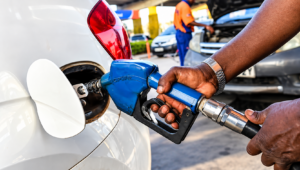 Pénuries de carburant et trésorerie des entreprises au Congo.