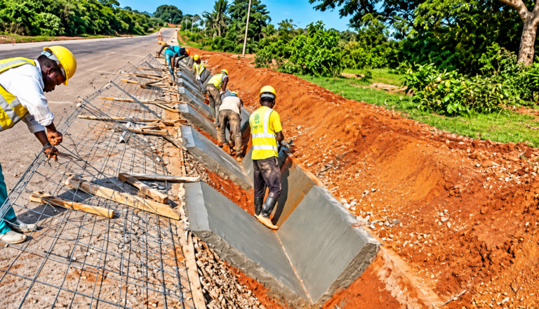 Routes communales au Cameroun : 110,3 milliards FCFA transférés.